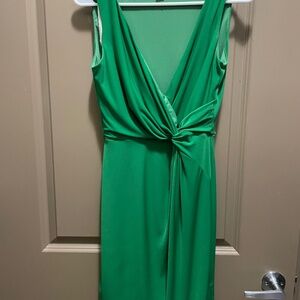 Mini Green Dress, V neckline, knotted on waist